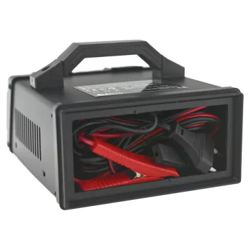 Compass akkumulátortöltő 5–120 Ah (12/24 V)